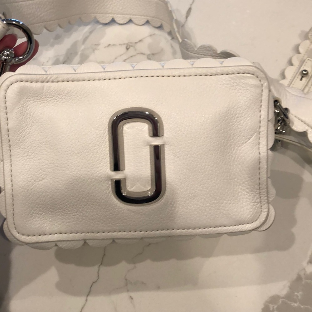 Marc Jacobs Snapshot - White - Scallop Detail